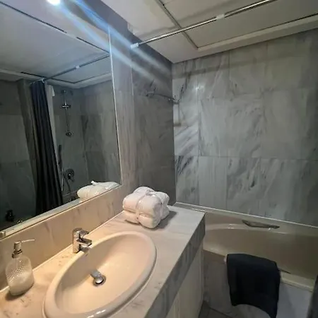 Apartment Beachside In Center Of