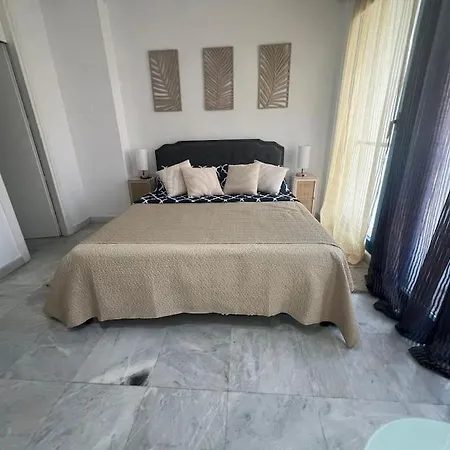 Apartment Beachside In Center Of