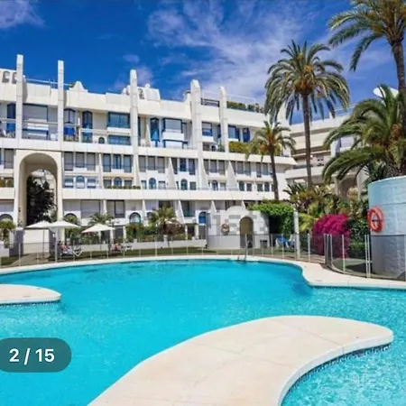 Beachside In Center Of Apartment *